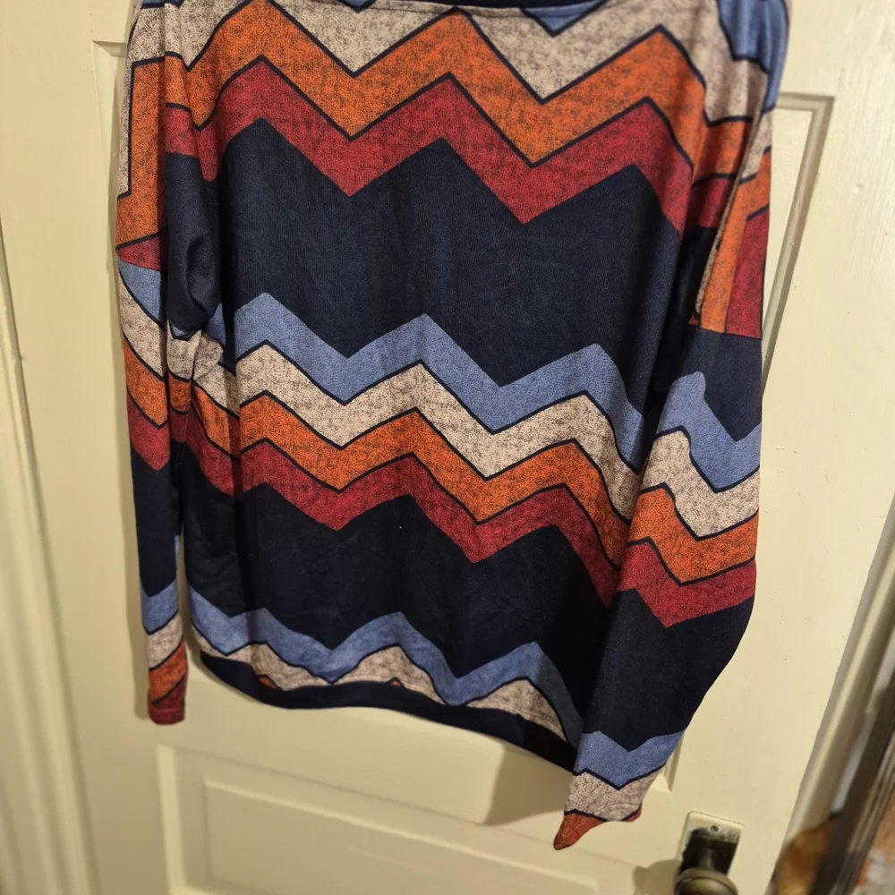 Chevron Stripe Long-Sleeve Tee in Navy, Orange & Red - Picture 5 of 6